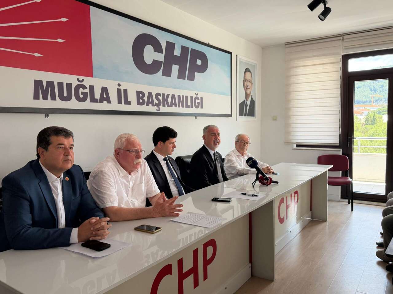 CHP’nin Eski İl Genel Meclis Üyelerinden “Seçilmiş İrade” Mesajı: “Demokrasiye Sahip Çıkacağız” 1